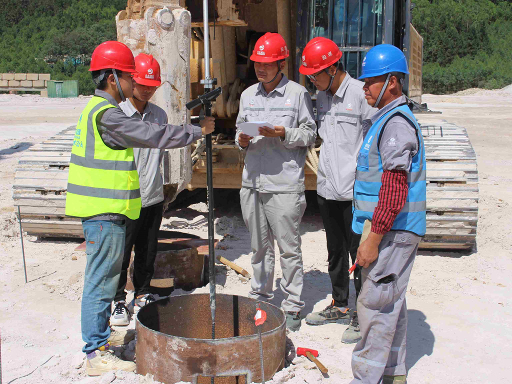 福建北电南送特高压交流输变电工程顺利投运 福建北电南送特高压交流输变电工程顺利投运