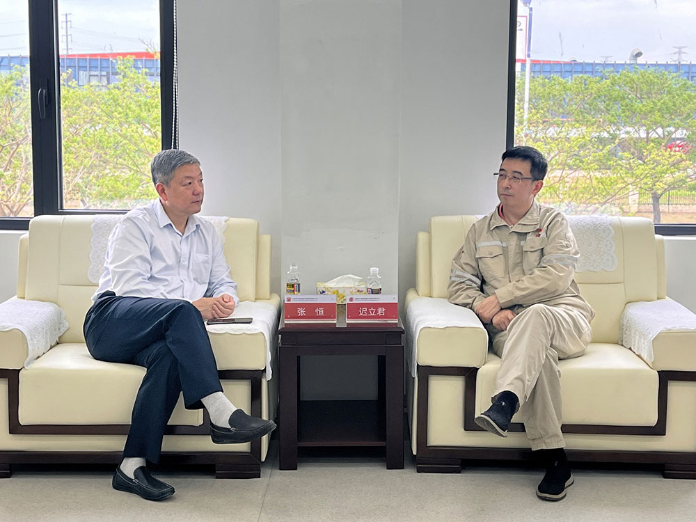 张恒董事长到大唐海口天然气发电一期工程项目监理部调研慰问 张恒董事长到大唐海口天然气发电一期工程项目监理部调研慰问